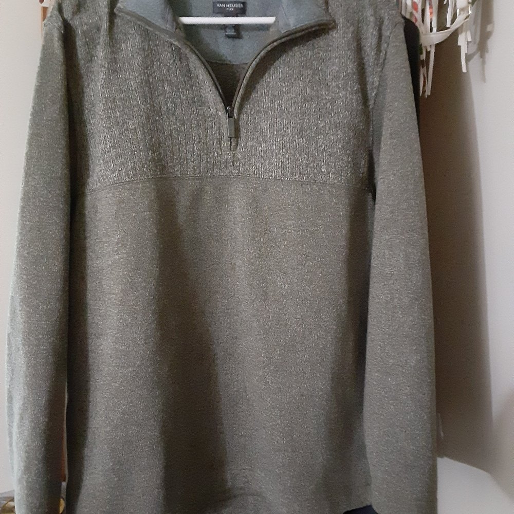 VAN HEUSEN Grey Sweat Shirt Pullover